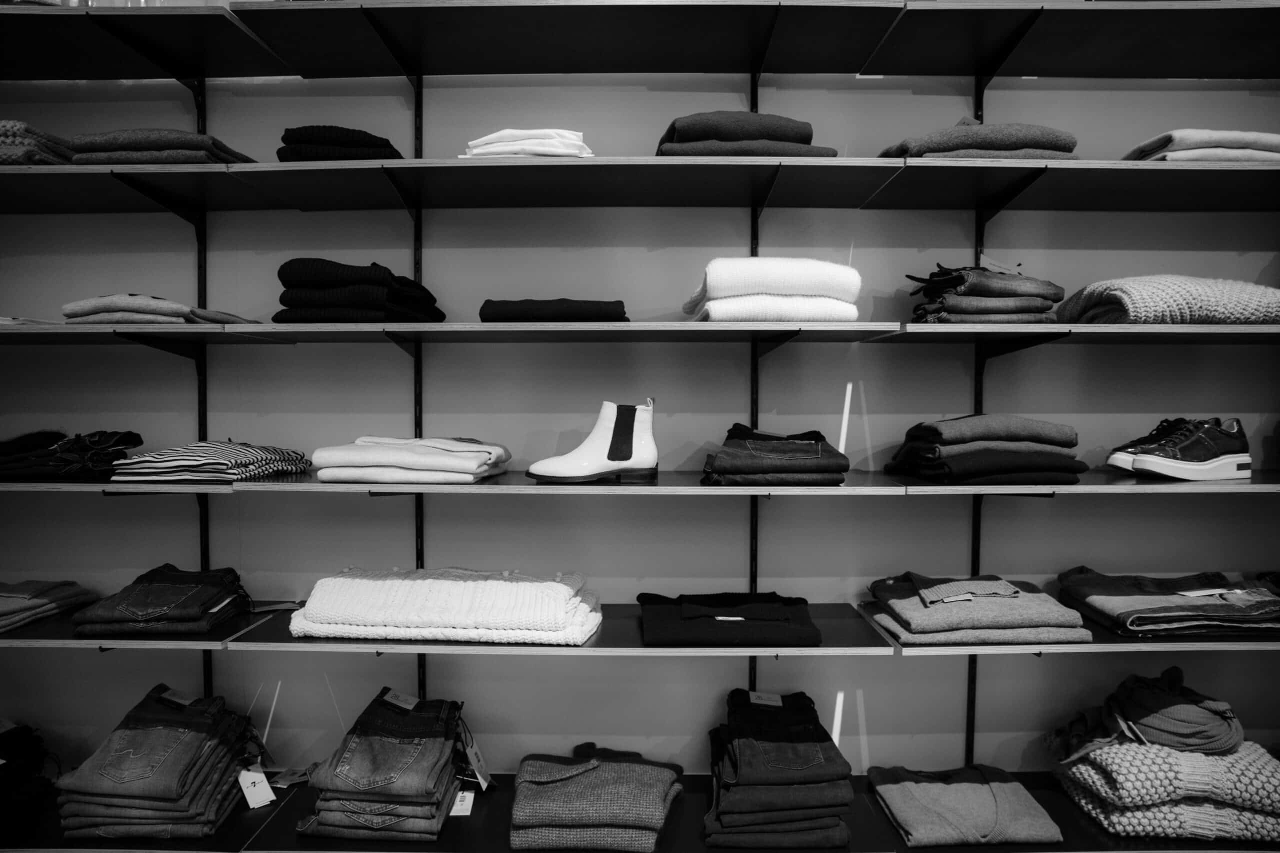 Nødvendigheder i garderoben: Skab en tidsløs og alsidig garderobe